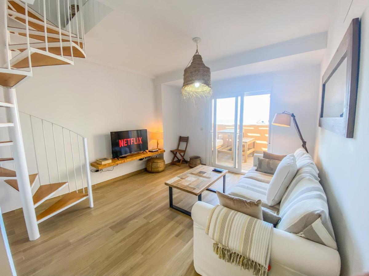 Апартаменты Tarifa Cozy House // Penthouse - Pool - Parking Экстерьер фото